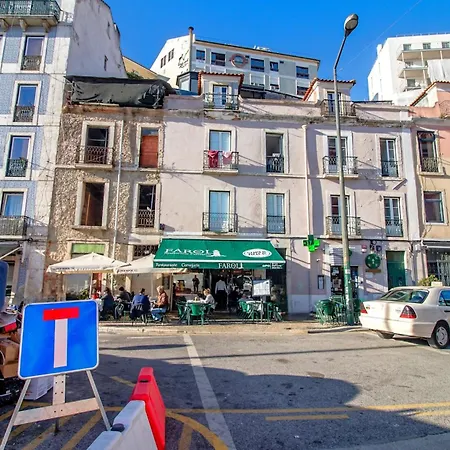 Spacious In Lisbon's Historic Centre 65 M² Parking Lissabon